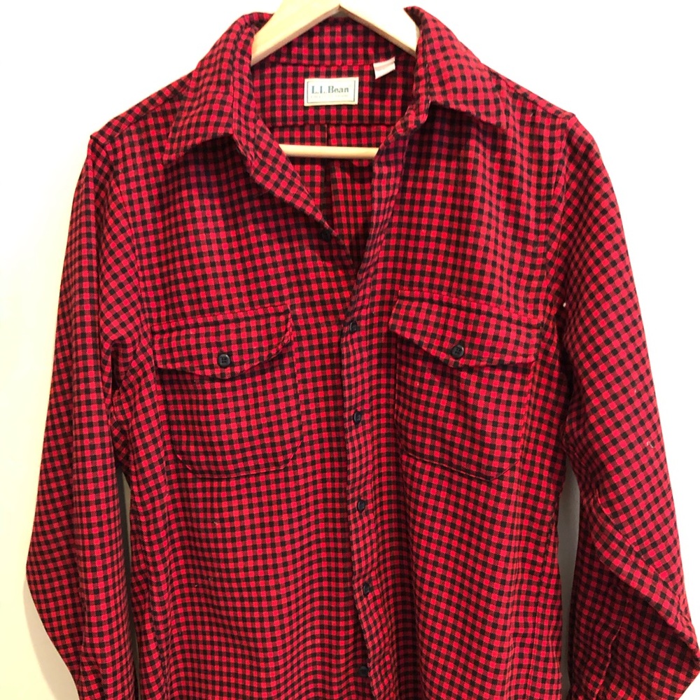 LL Bean red and black long sleeve shirt sz Medium